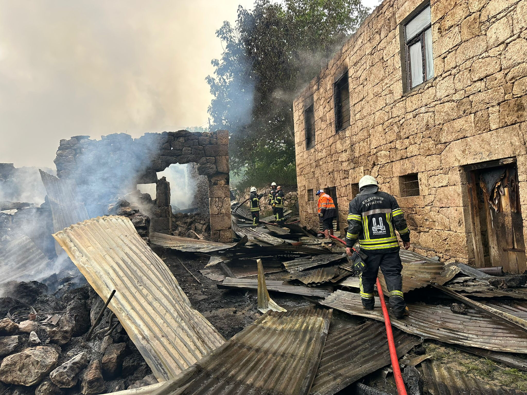 Afet var, teminat yok! Türkiye’deki konut ve iş yerlerinin %74’ü sigortasız - 3. Resim