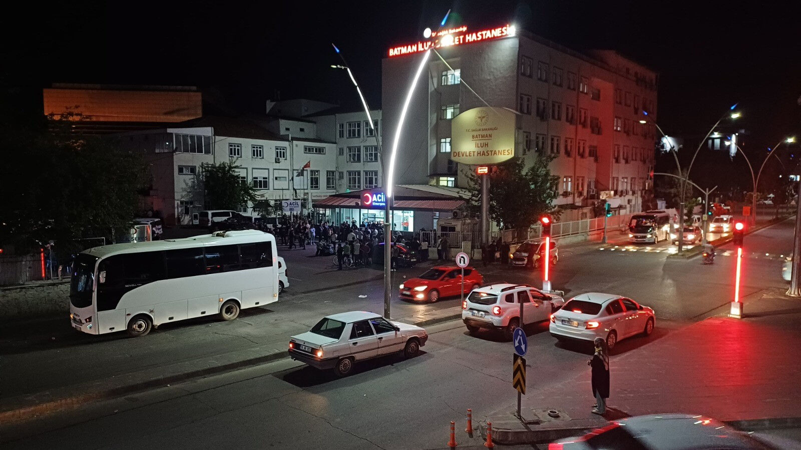 Aile içi vahşet! Annesini bıçaklayan kardeşini öldürdü - 2. Resim