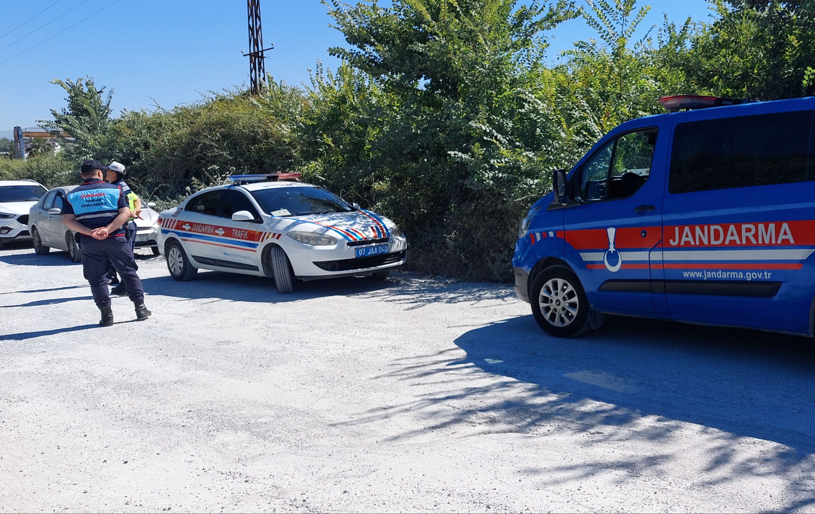 Antalya'da 'aslan' korkusu: 1 kişi yaralandı, gece sirenler çaldı! "Evden çıkmayın" - 1. Resim