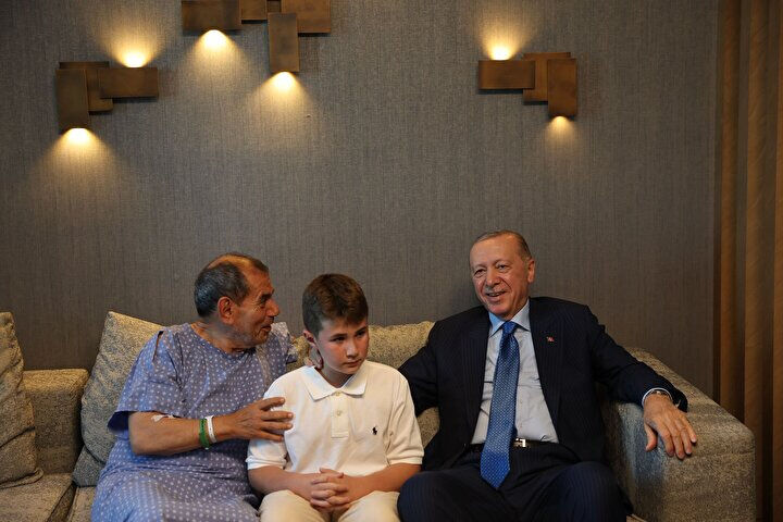 Dursun Özbek ameliyat oldu, Cumhurbaşkanı Erdoğan ziyaretine gitti! - 1. Resim