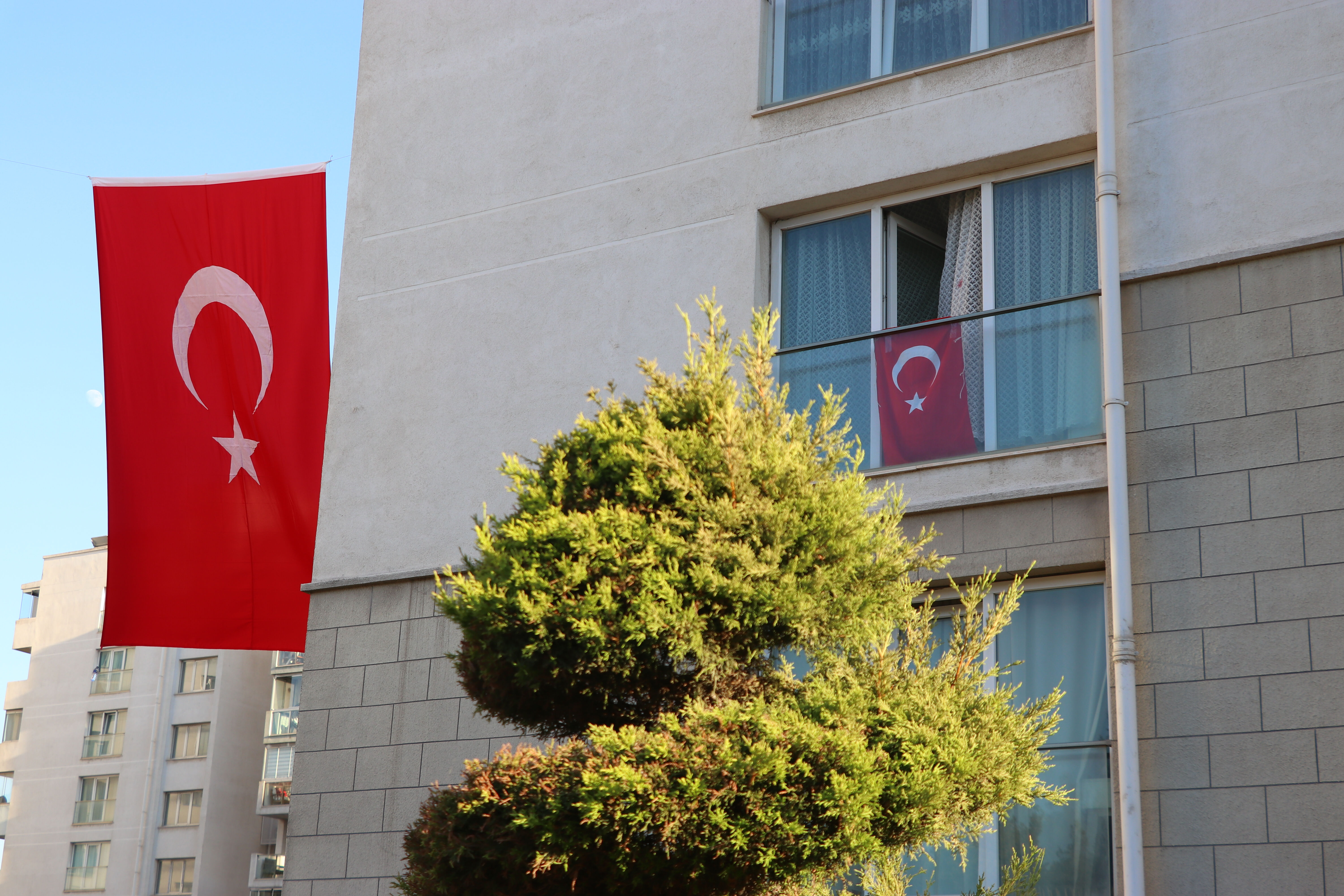 Şehit ateşi düştüğü yeri yaktı! 5 kahraman askerin baba ocağında gözyaşları sel oldu - 5. Resim