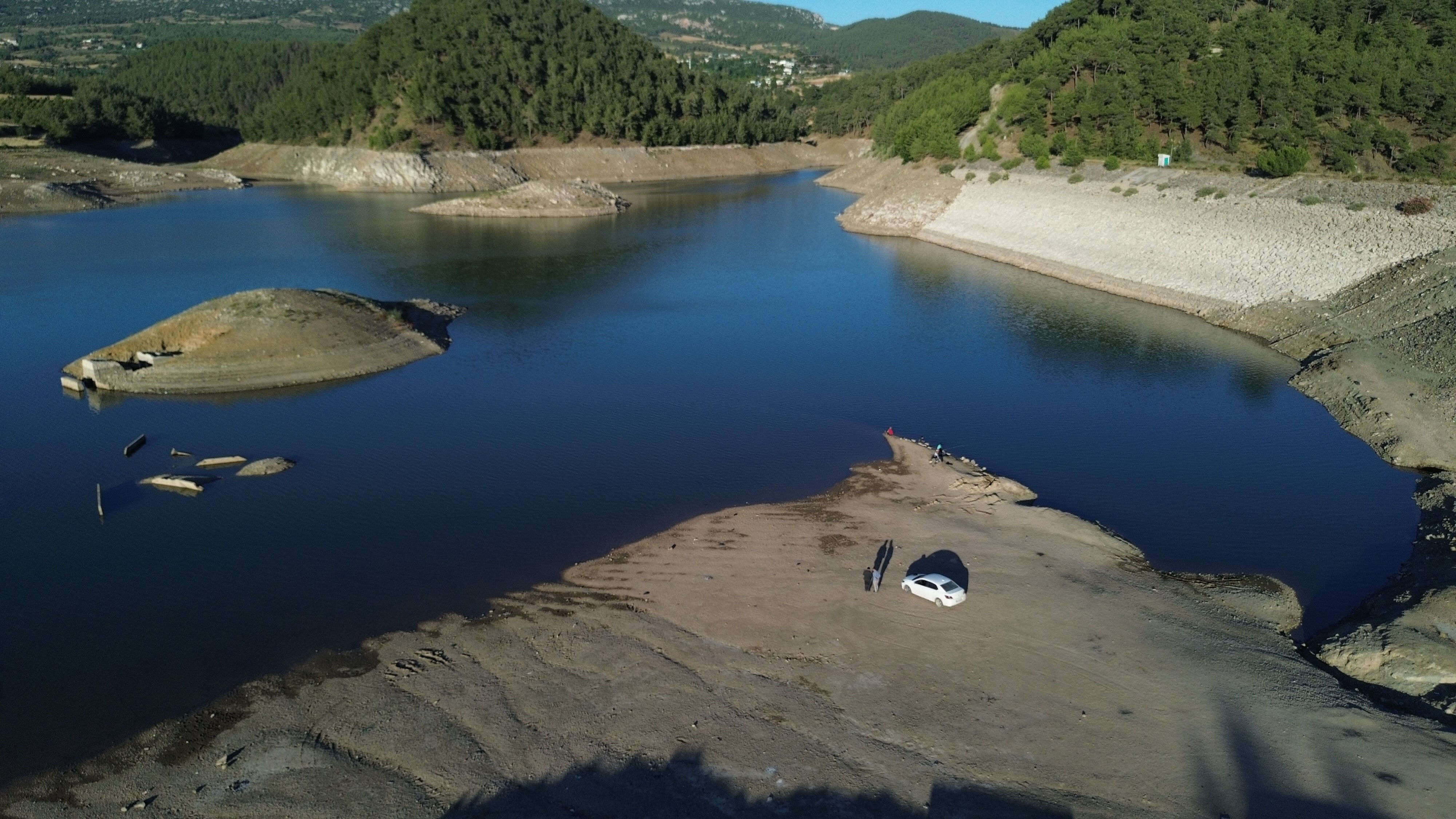 Son 65 yılın en kurak günleri, yalnızca 3 aylık su kaldı! Yağışlı havasıyla bilinen bölgede susuzluk endişesi - 1. Resim