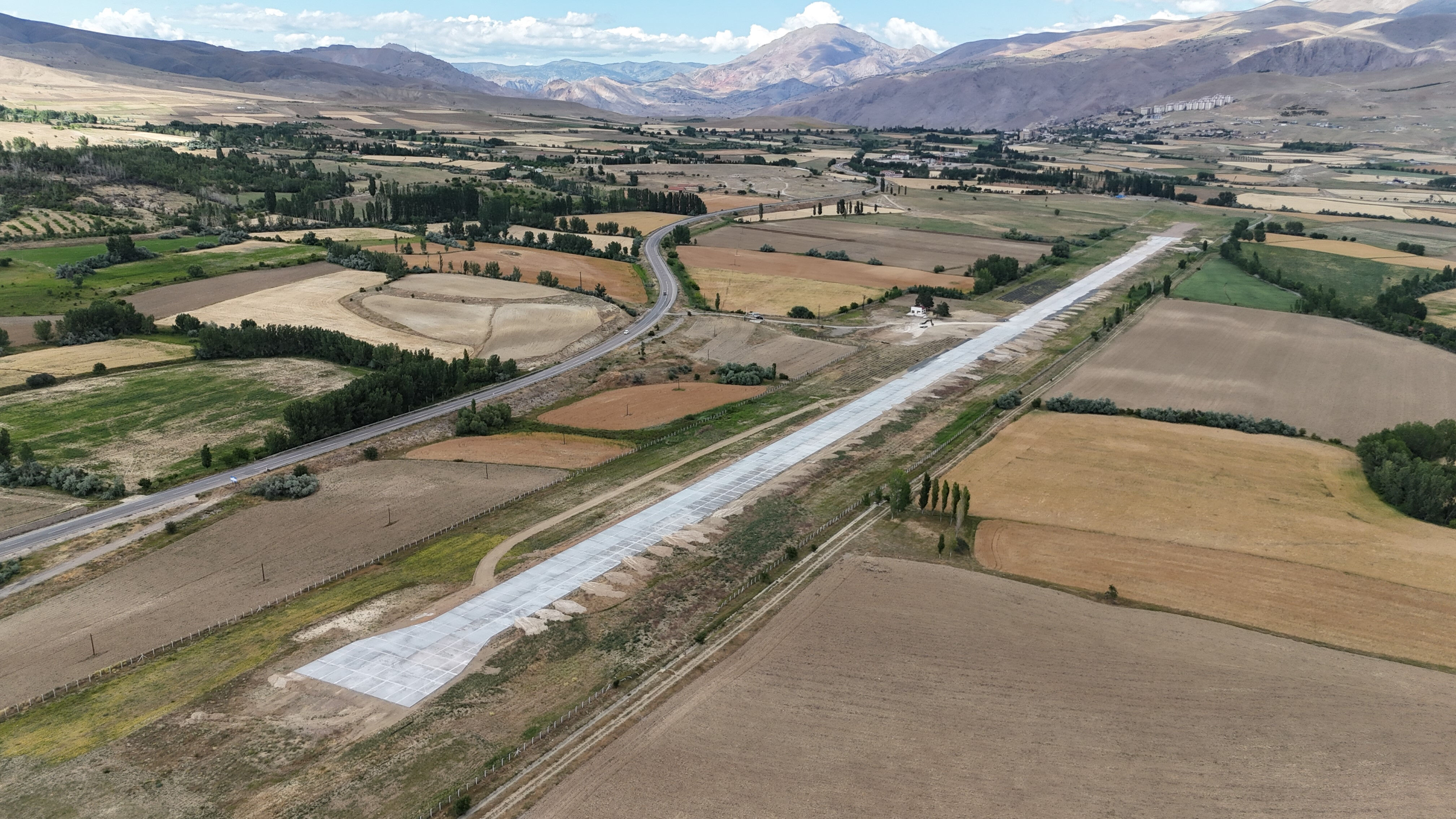 Tam 84 yıl önce yapılmıştı! Türkiye'nin ilk ilçe havaalanı yeniden canlanıyor - 1. Resim