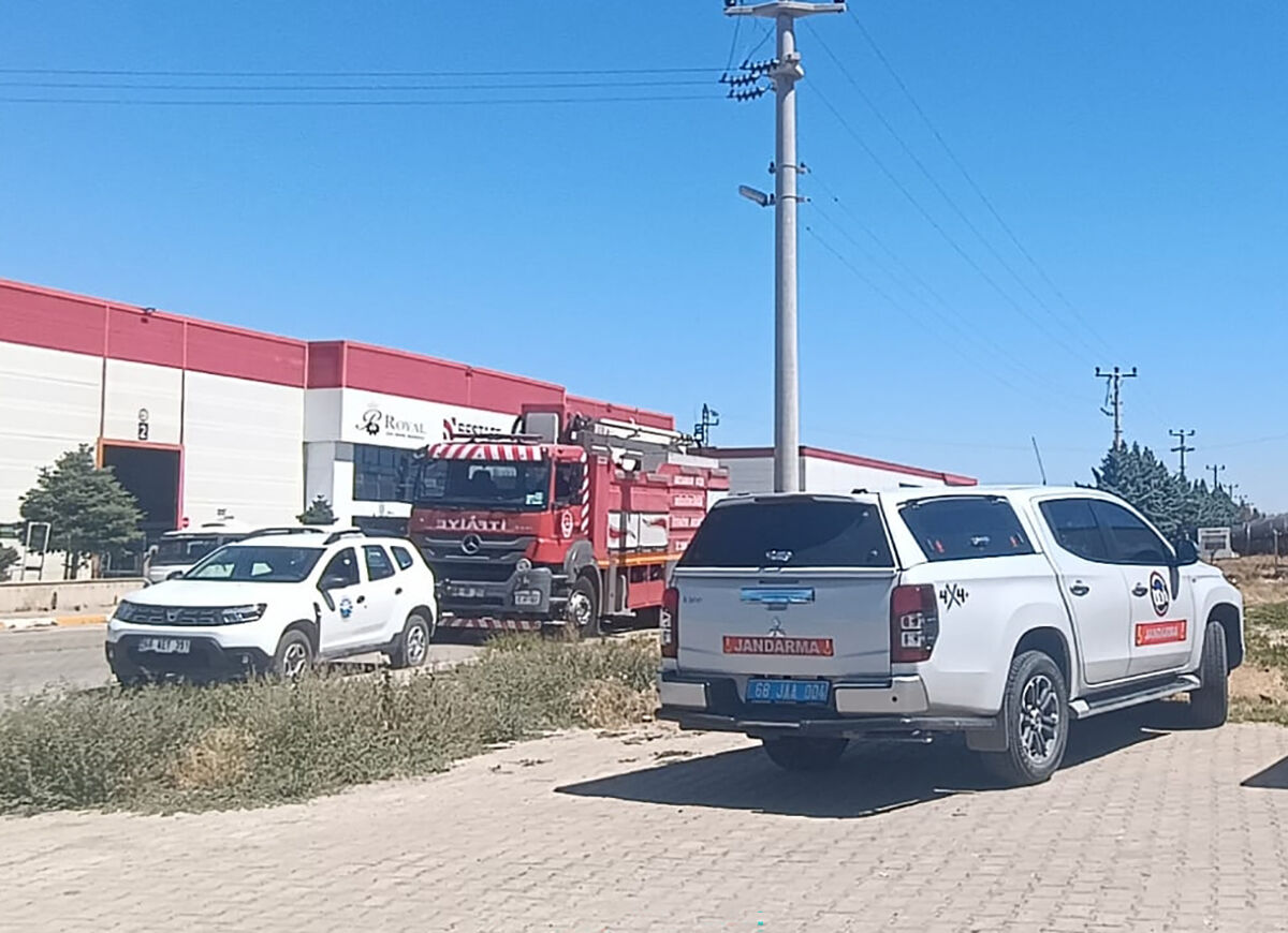 Aksaray'da fabrikada patlama: Ölü ve yaralılar var! "Tüm yönleriyle araştırılıyor" - 1. Resim