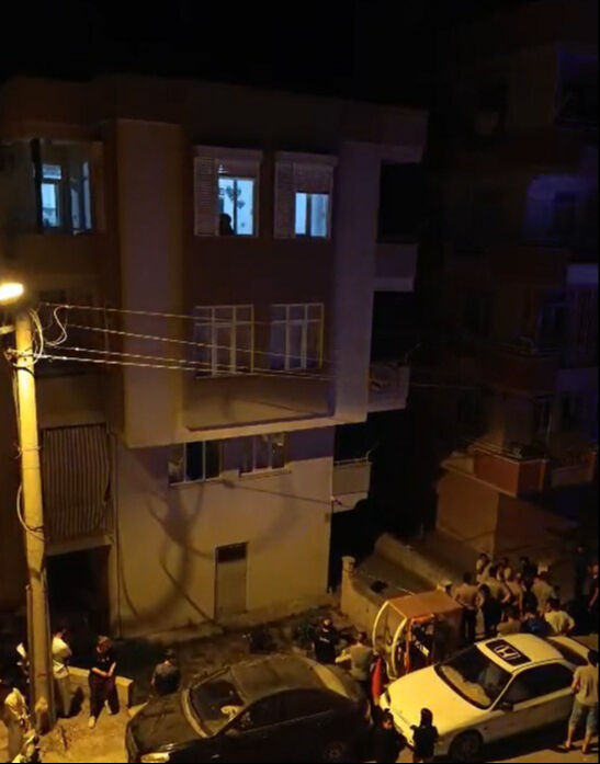 Antalya'da vahşet! Kız kardeşini 14 bıçak darbesiyle katletti - 1. Resim