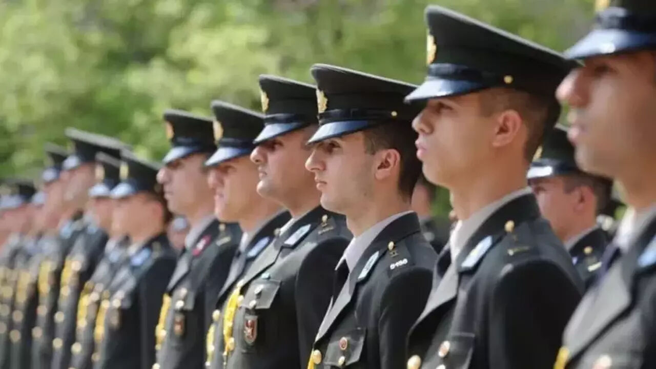 Jandarma Genel Komutanlığı subay ve astsubay adayı alımı yapıyor! İşte JGK astsubay ve subay alımı başvuru şartları - 1. Resim