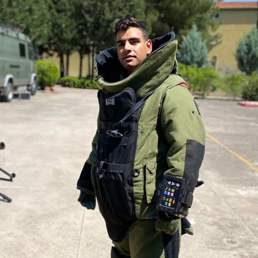 Şehit askerlerimiz için memleketlerinde son görev! Gözyaşlarıyla uğurlandılar, kahramanlara son veda yürek dağladı - 1. Resim