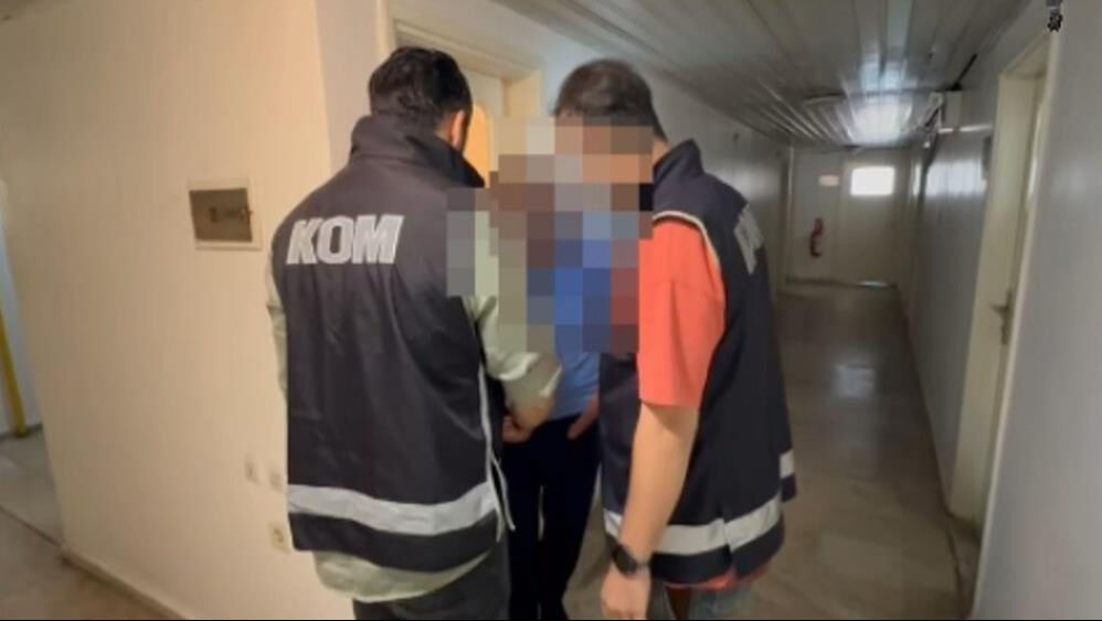 Antalya'da suçüstü! Rüşvet parasıyla yakalandılar: Aralarında SGK müfettişleri de var - 3. Resim