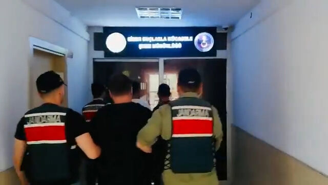 Bakan Yerlikaya duyurdu! 1 milyar TL'lik dev operasyon: 27 tutuklama - 2. Resim