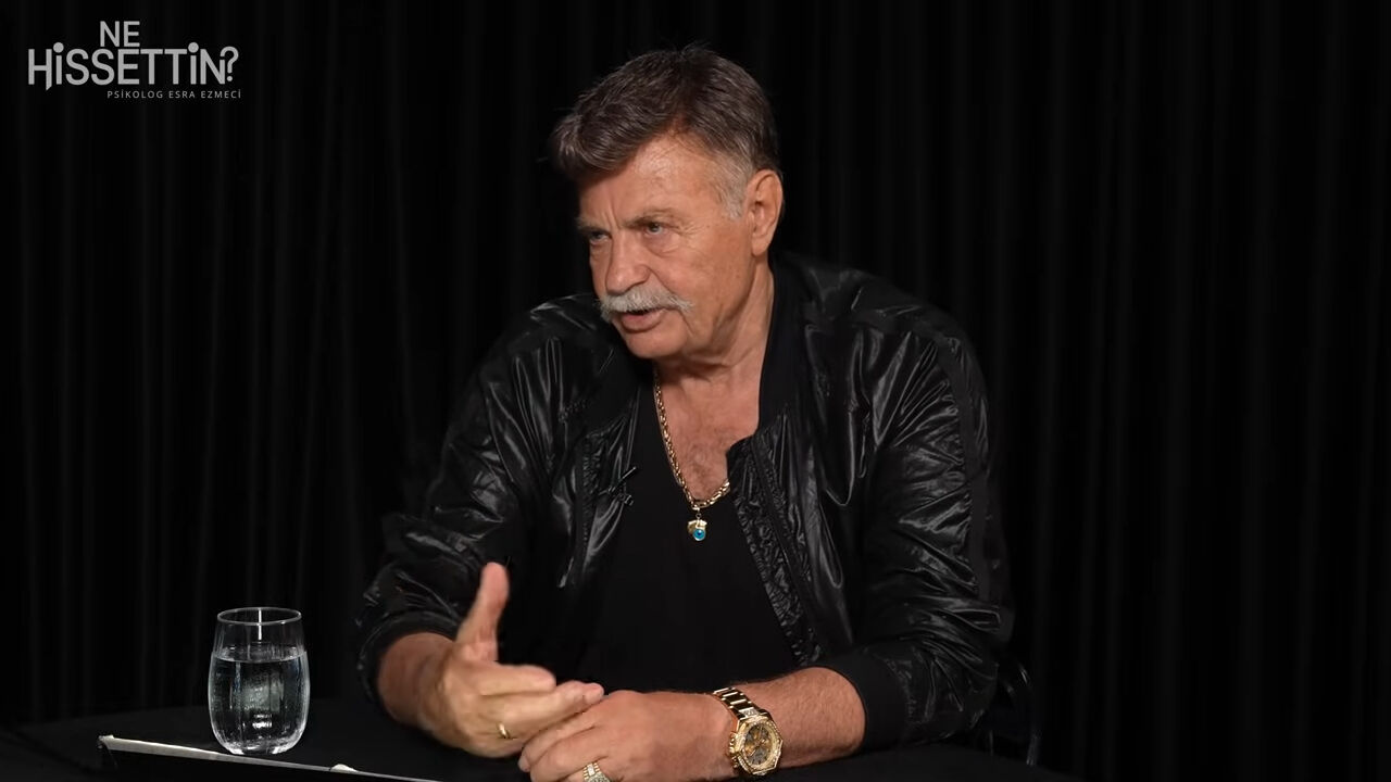 Eşiyle arasında 33 yaş fark bulunan Nuri Alço’dan babalık müjdesi! “Başımızın üstünde yeri var” - 2. Resim