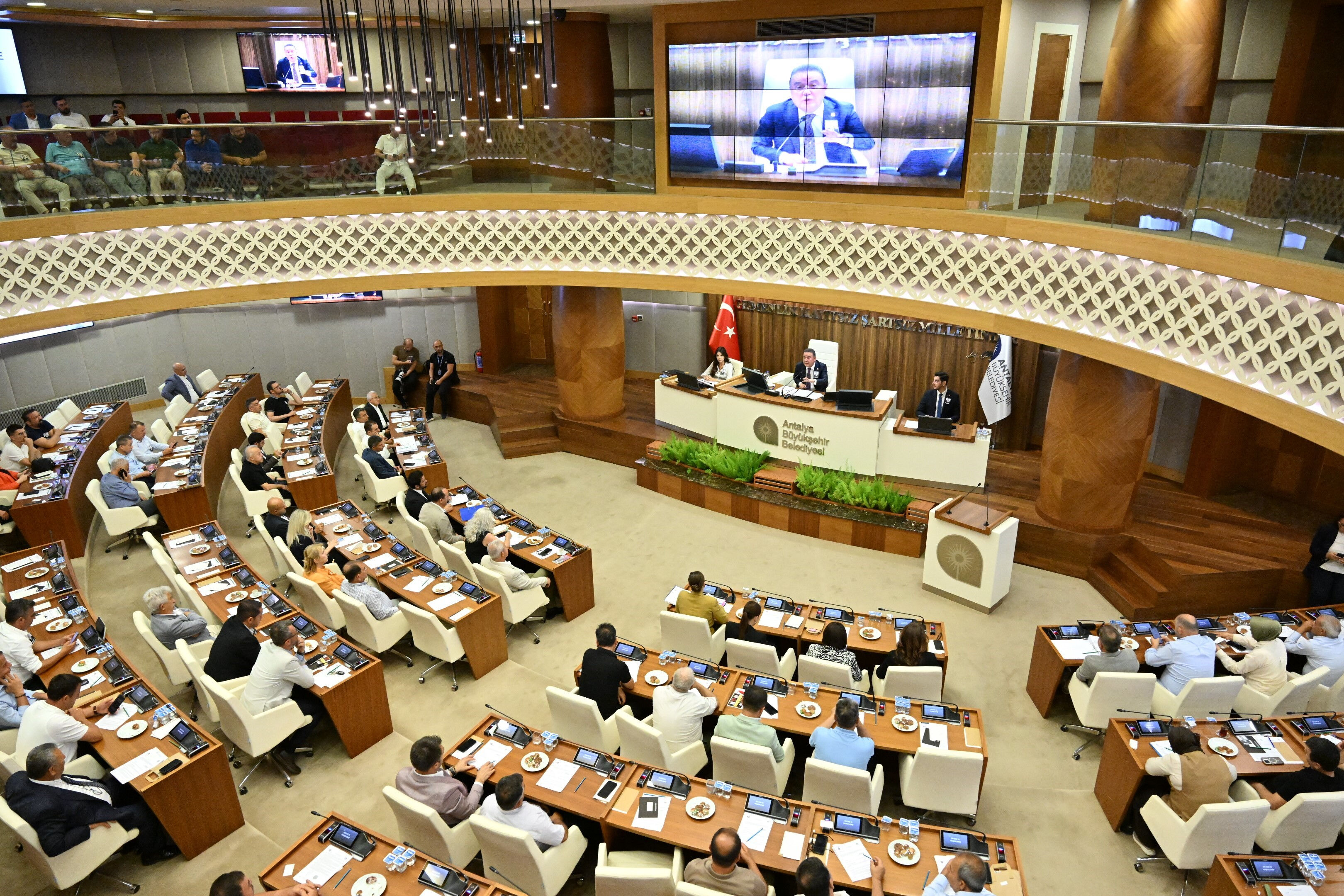 Görevden alınan Böcek'in yerine kim geçecek? Antalya Valiliği harekete geçti! - 1. Resim