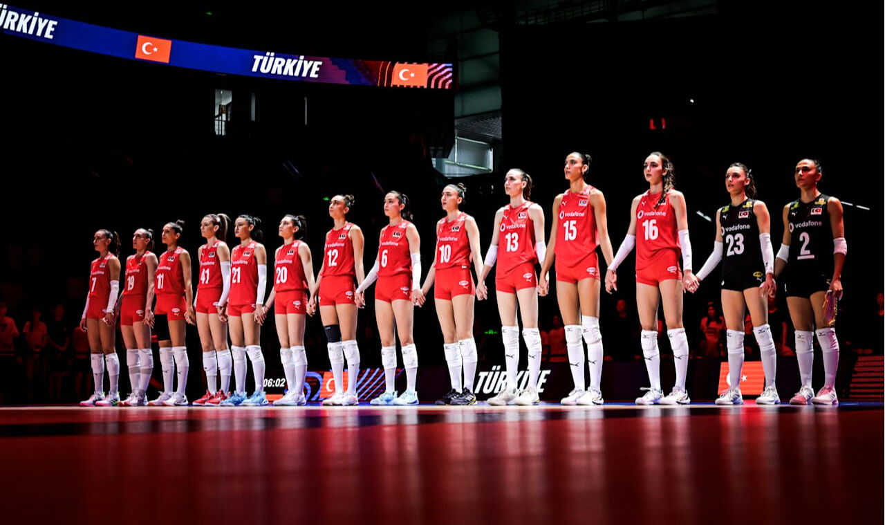 Hollanda-Türkiye voleybol maçı ne zaman, saat kaçta ve hangi kanalda? Filenin Sultanları'nın maçına geri sayım - 3. Resim