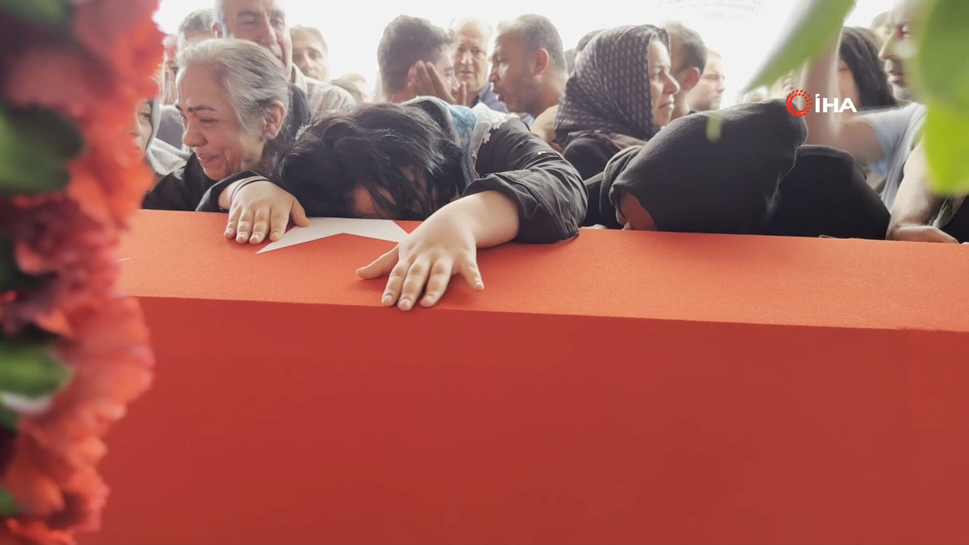 Kahraman askerlerimiz bugün memleketlerinde toprağa verildi