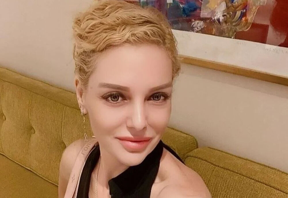 Kayahan'ın kızı Beste Açar ile ilgili olay iddia! O isimle imam nikahı kıydı - 1. Resim