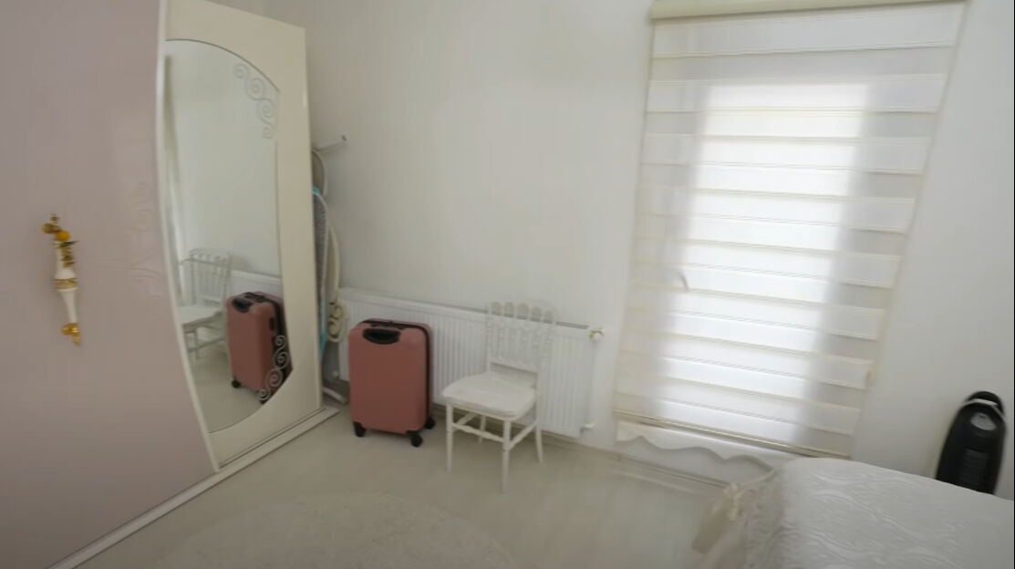 Kış bahçesi, havuz, şömine... Elif Ece Uzun’un evi ilk kez görüntülendi! Her detayı çok konuşuldu - 4. Resim