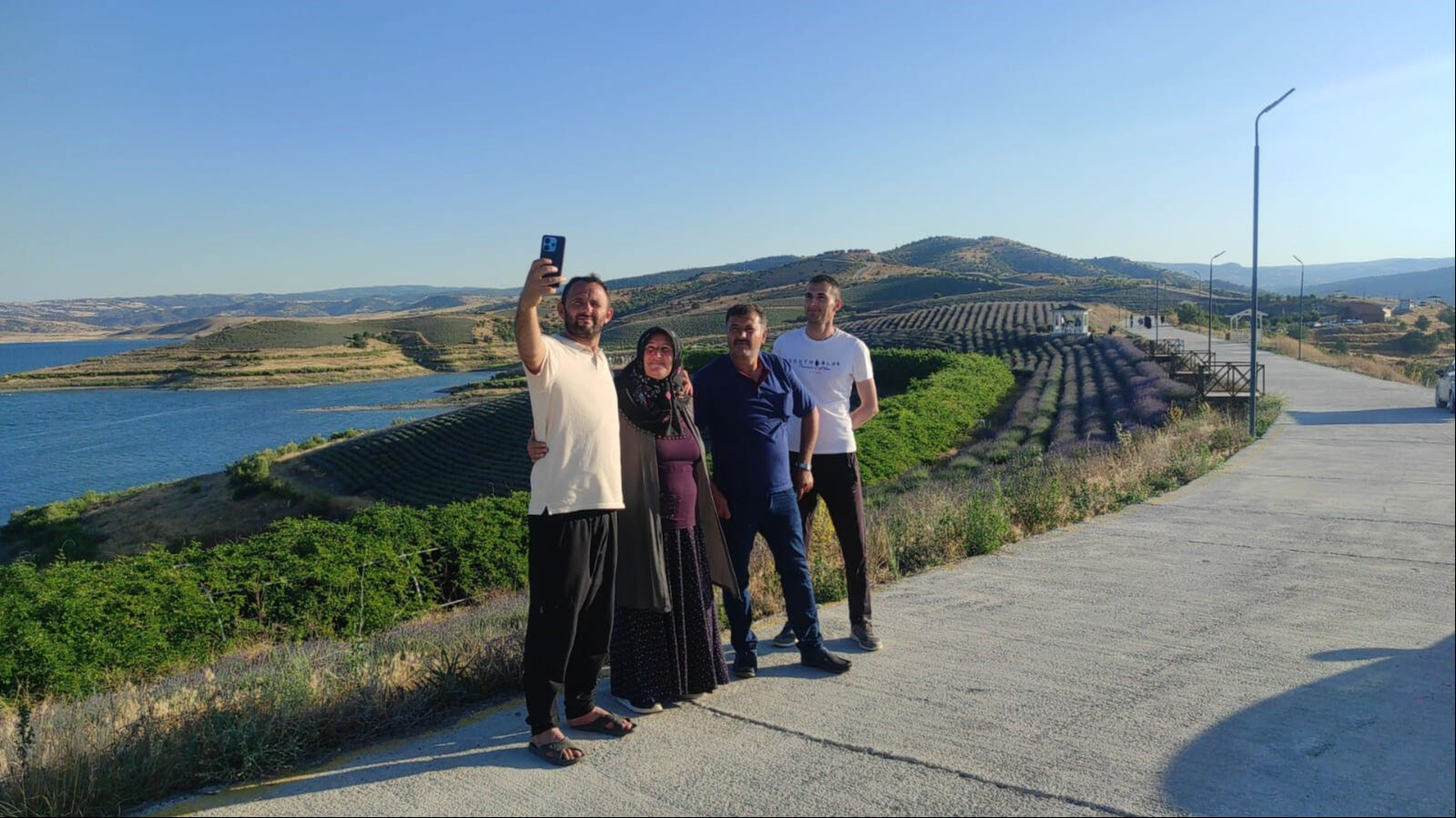 Mor rüyalar gerçeğe dönüşüyor! Evlenecek çiftlerin yeni gözdesi: Manzarasıyla hayran bırakıyor - 3. Resim