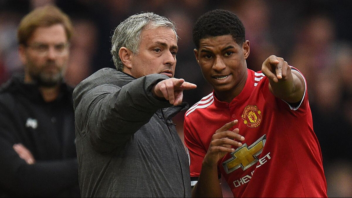 Mou, parlattığı yıldızın peşinde! Mourinho, Rashford'u