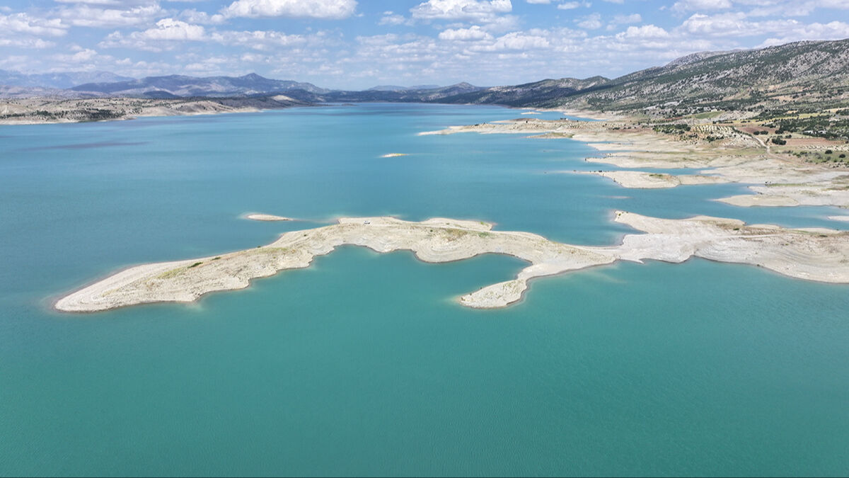 Saklı güzellik görenleri hayran bıraktı! Maldivleri aratmayan baraj gölü yeni gezi rotası oldu Saklı güzellik görenleri hayran bırakıyor! Maldivleri aratmayan baraj gölü ziyaret edenleri ferahlatıyor - 11. Resim