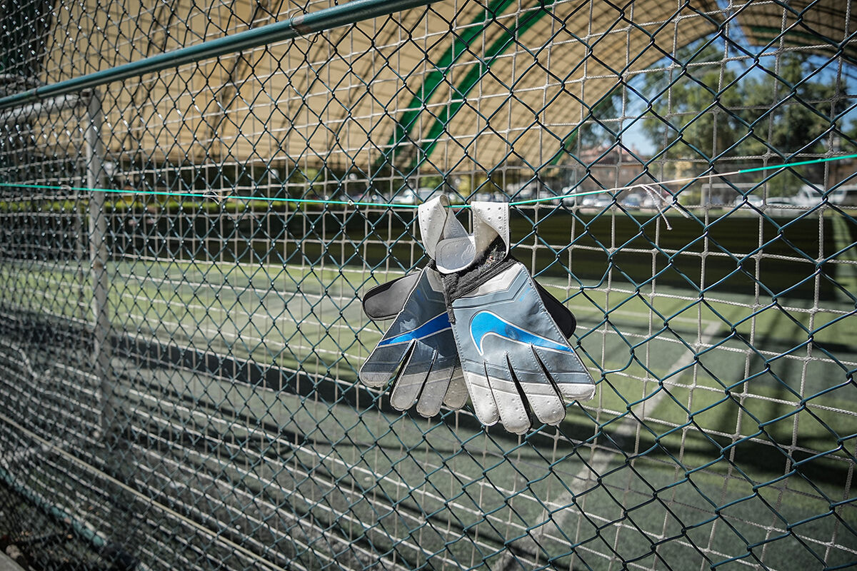 Başkan malzeme nöbeti tutuyor! Apar topar boşaltılan spor kulübü ortada kaldı - 7. Resim