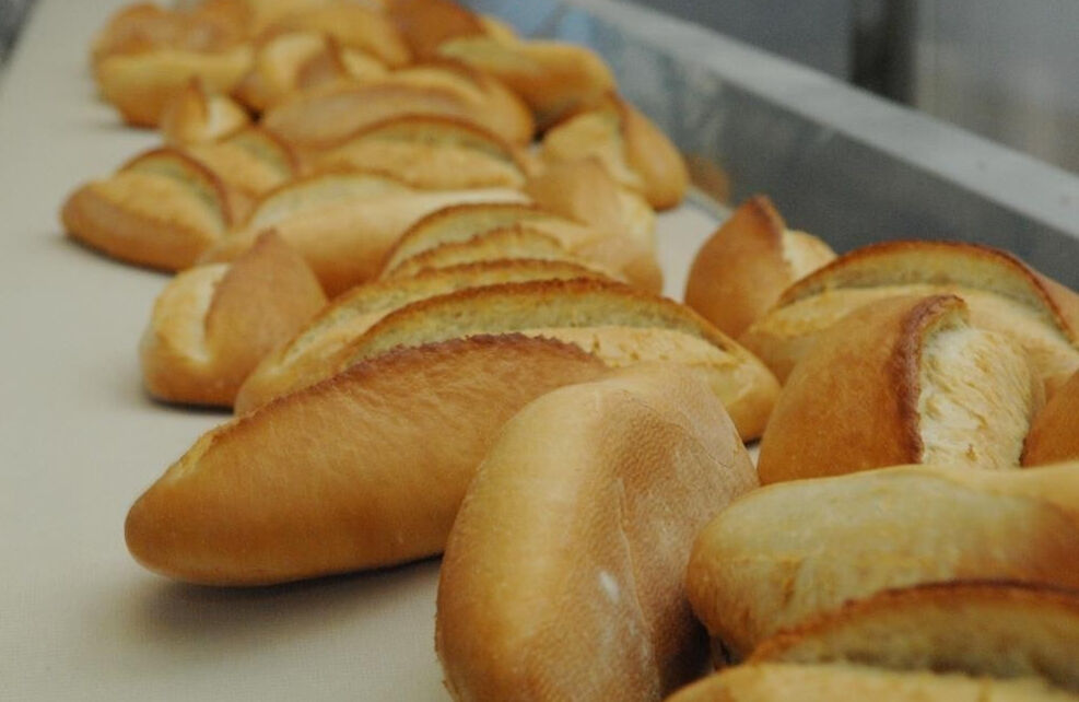 Bir ilde ekmeğe zam! 400 gramı 24 liraya yükseldi - 1. Resim