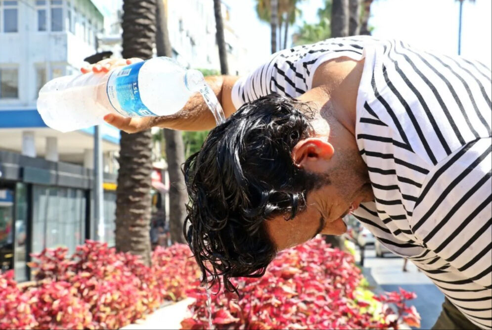 Bu sıcaklık nefes aldırmıyor! Meteoroloji yayınladı, uzmanlar art arda uyardı: Bunları yapmayın - 2. Resim