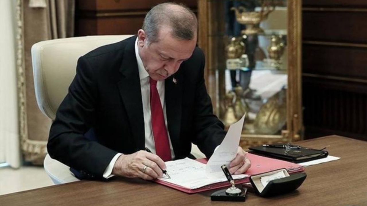 Cumhurbaşkanı imzaladı, Resmi Gazete'de yayımlandı! Ankara, İstanbul ve İzmir'de ücretsiz olacak... Cumhurbaşkanı imzaladı, Resmi Gazete'de yayımlandı! Ankara, İstanbul ve İzmir'de ücretsiz olacak...