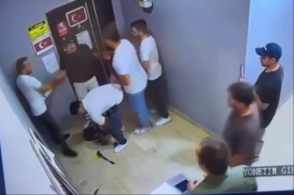 Görüntüler Esenyurt'tan geldi! Adamlar baskına gitti - 1. Resim