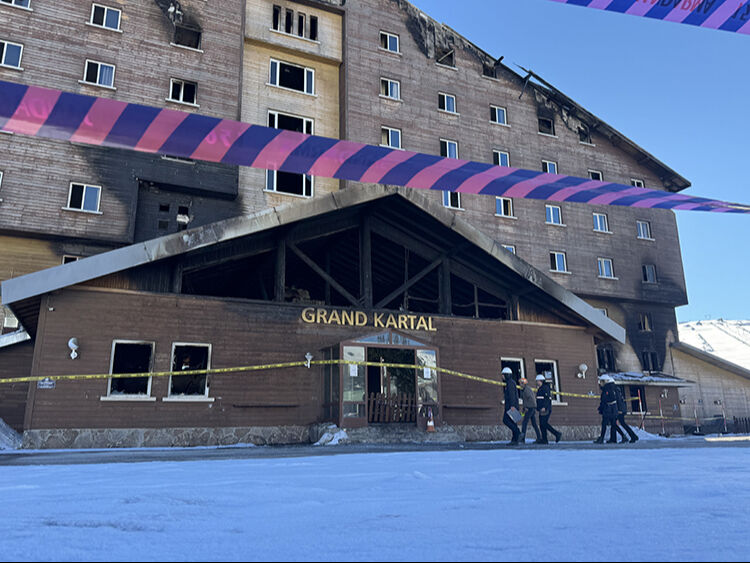 Grand Kartal Otel sahibinin kızından akılalmaz savunma: Ne kadar hissem olduğunu bile şimdi öğrendim - 1. Resim