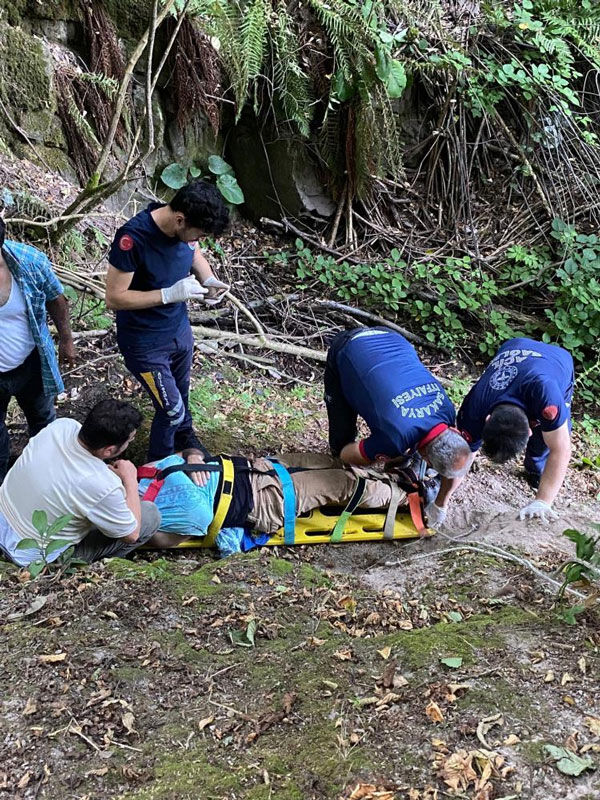 Her şey fındık toplarken oldu! Hayatının kabusunu yaşadı - 3. Resim