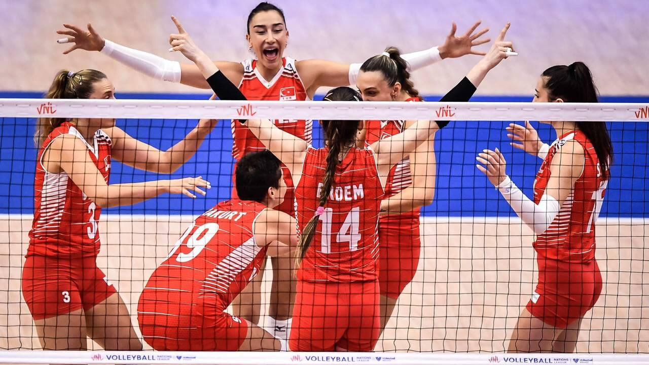 Hollanda - Türkiye voleybol maçı ne zaman, saat kaçta? Filenin Sultanları maçı hangi kanalda? - 3. Resim