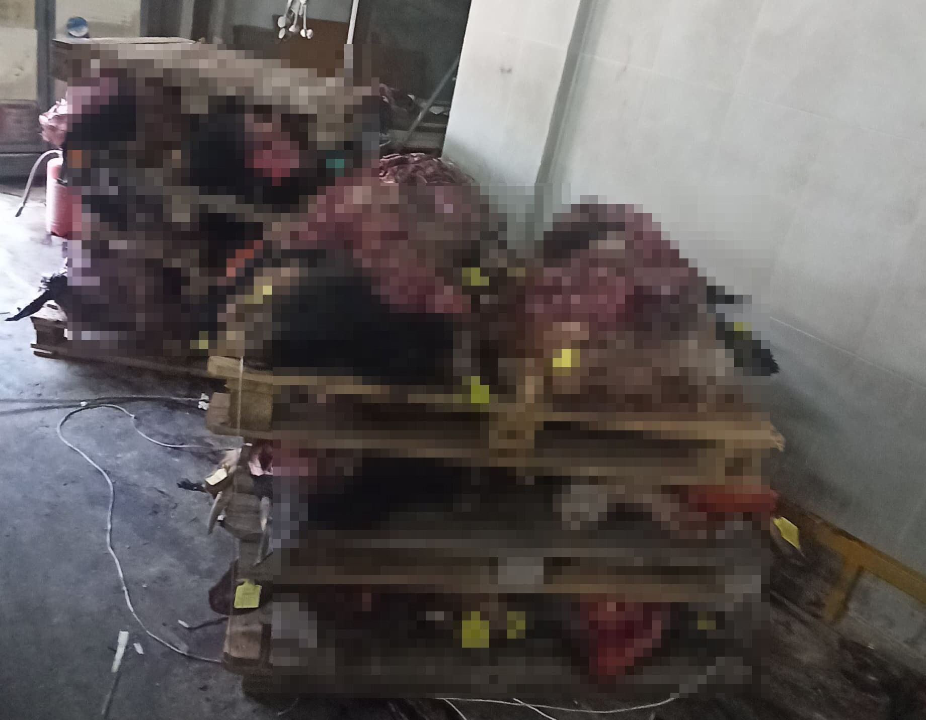 Mide bulandıran görüntüler! Bir gıda skandalı daha... Kelle paça sevenler şoke olacak Mide bulandıran görüntüler, bir gıda skandalı daha! Kelle paça sevenler şoke olacak! - 3. Resim