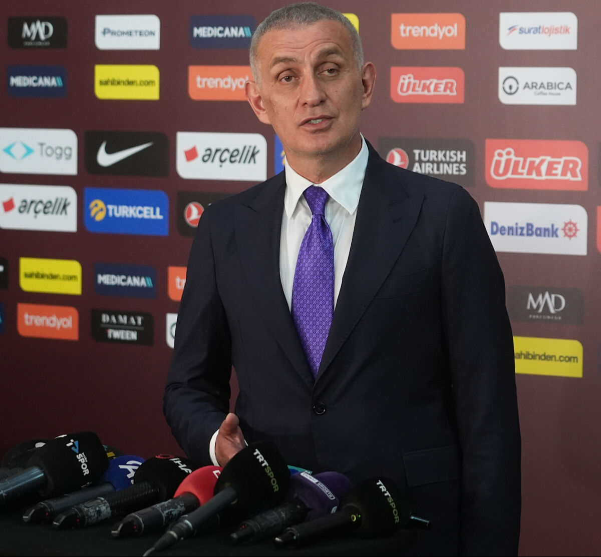 Türk futbolunda devrim gibi karar! Yaka kamerası geliyor: Her şey kayıt altında olacak - 1. Resim