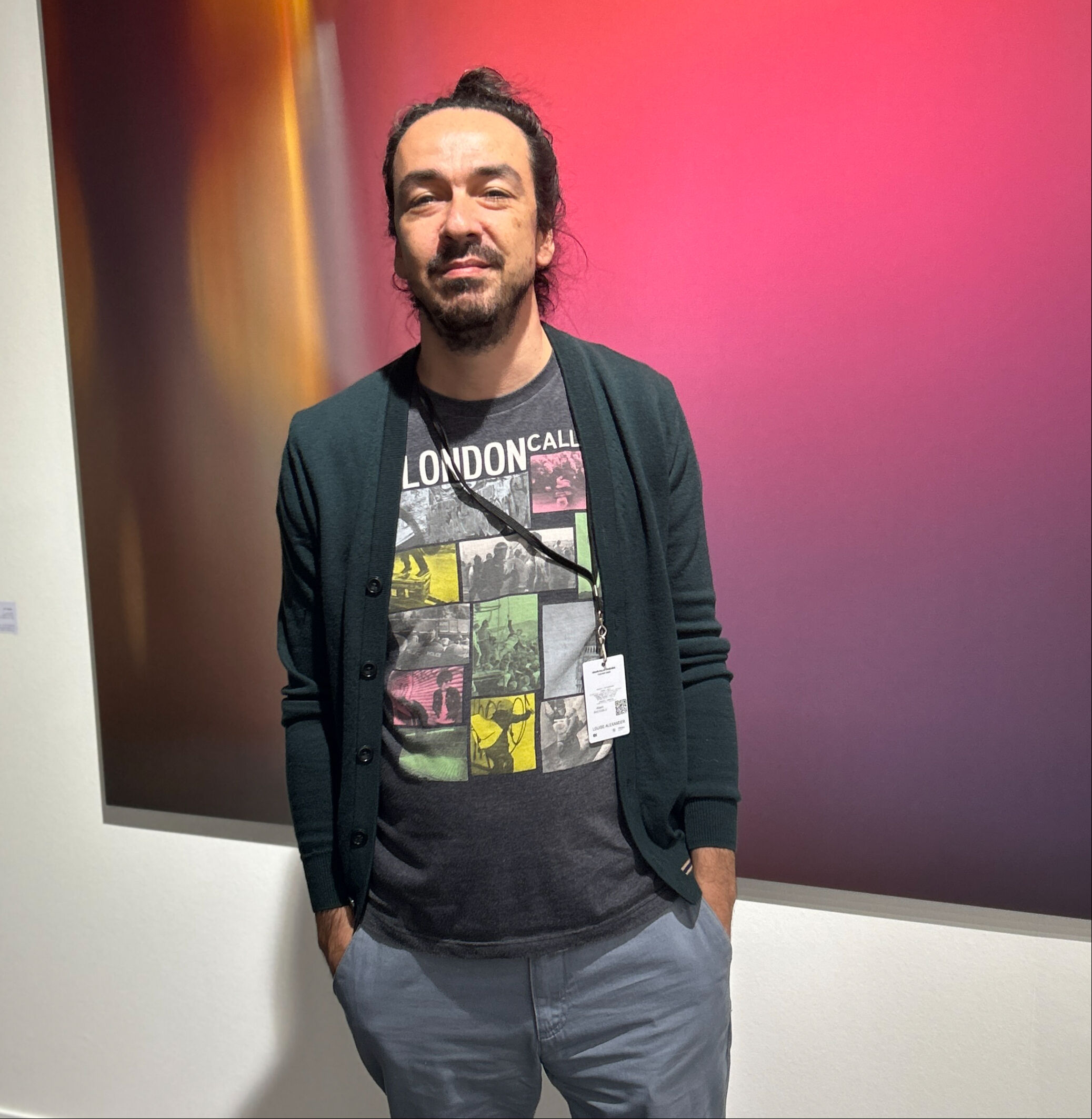 Yapay zekâyla ilk uzun metrajlı dokümanter filme imza atan yönetmen Avcıoğlu: Bu sahte çağı sahte görüntülerle anlattım - 1. Resim