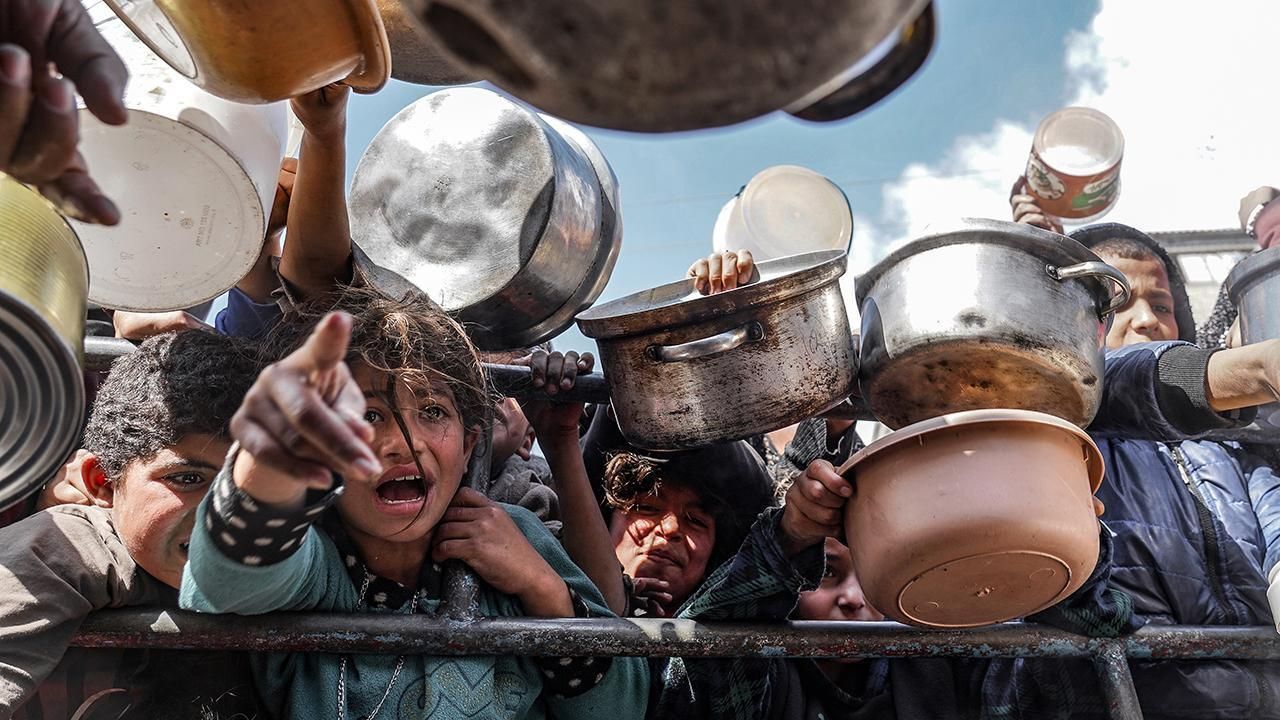 2023'ten beri bombalanıyorlar! Nüfus hızla eriyor, demografik yıkım gözler önüne serildi 2023'ten beri bombalanıyorlar! Nüfus hızla eriyor, demografik yıkım gözler önüne serildi