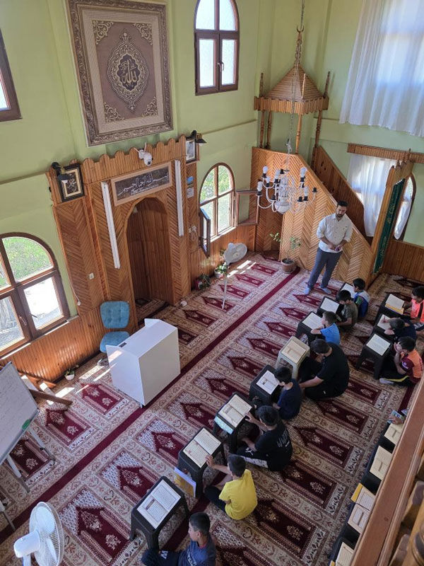 Adanalılar ondan razı! Genç imam Emrullah Ardo yaptıkları ile takdir topluyor - 1. Resim