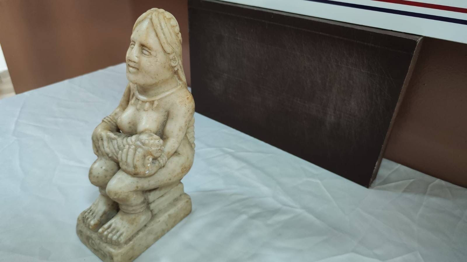 Antik Roma heykeli jandarma baskınında bulundu