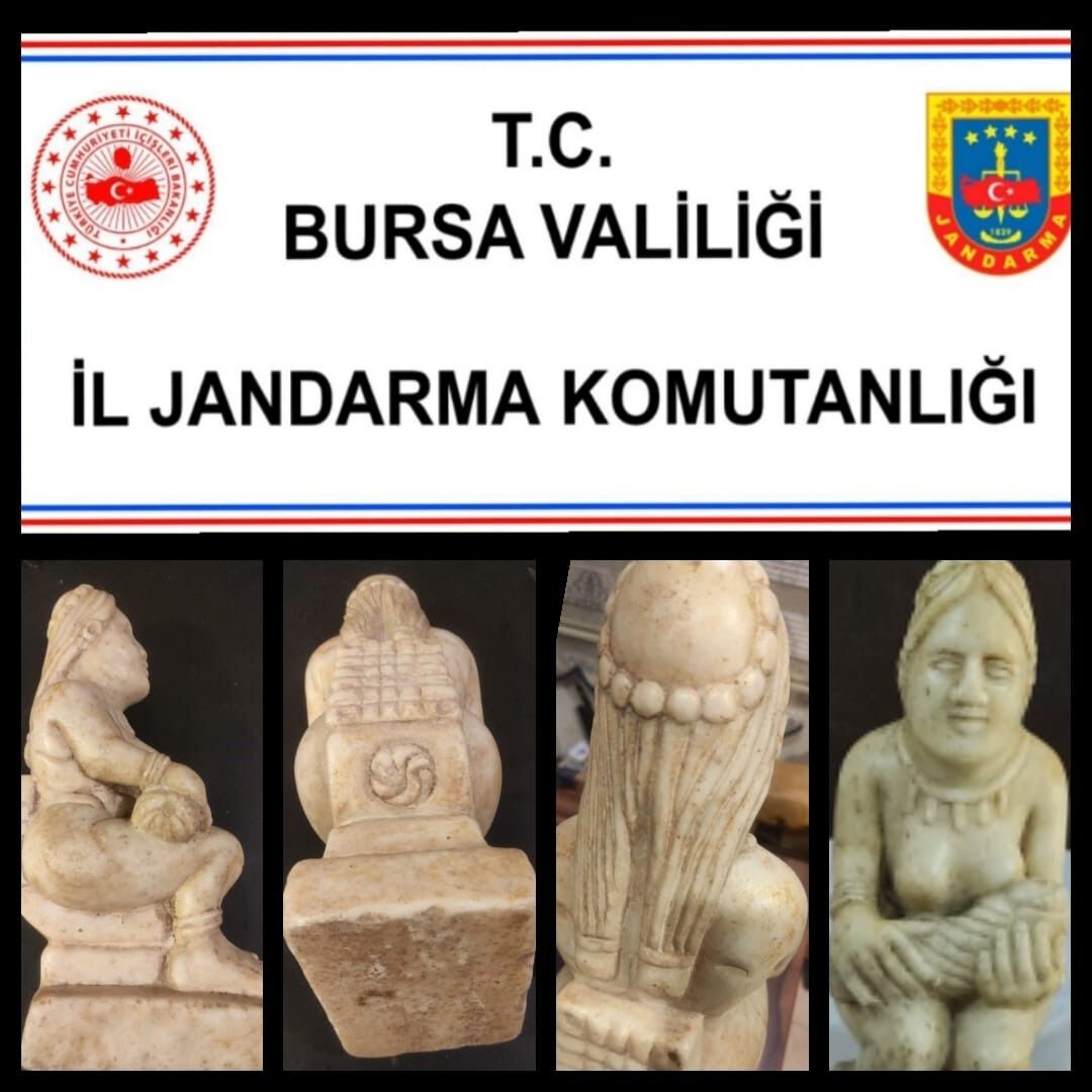 Aramadan 1700 yıllık tarih çıktı! Müzelerde olmayan heykel uzmanları şaşırttı - 1. Resim