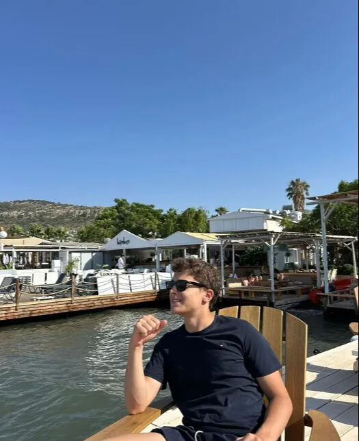 “Muhteşem Yüzyıl”ın küçük şehzadesi büyüdü! 18 yaşındaki Çağan Efe Ak'ın son hali olay oldu - 3. Resim