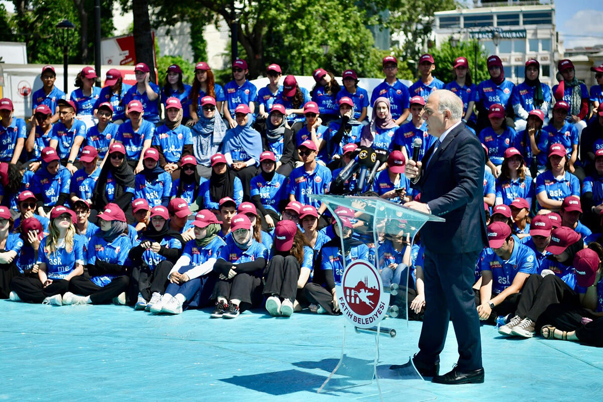 Turistler onları çok seviyor! Yüzlerce gönüllü kültür elçisi bir araya geldi - 3. Resim