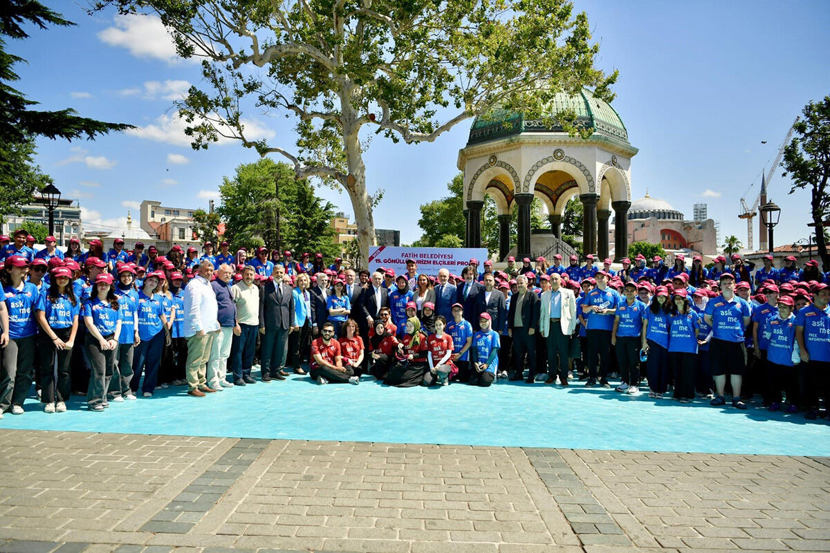 Turistler onları çok seviyor! Yüzlerce gönüllü kültür elçisi bir araya geldi - 2. Resim