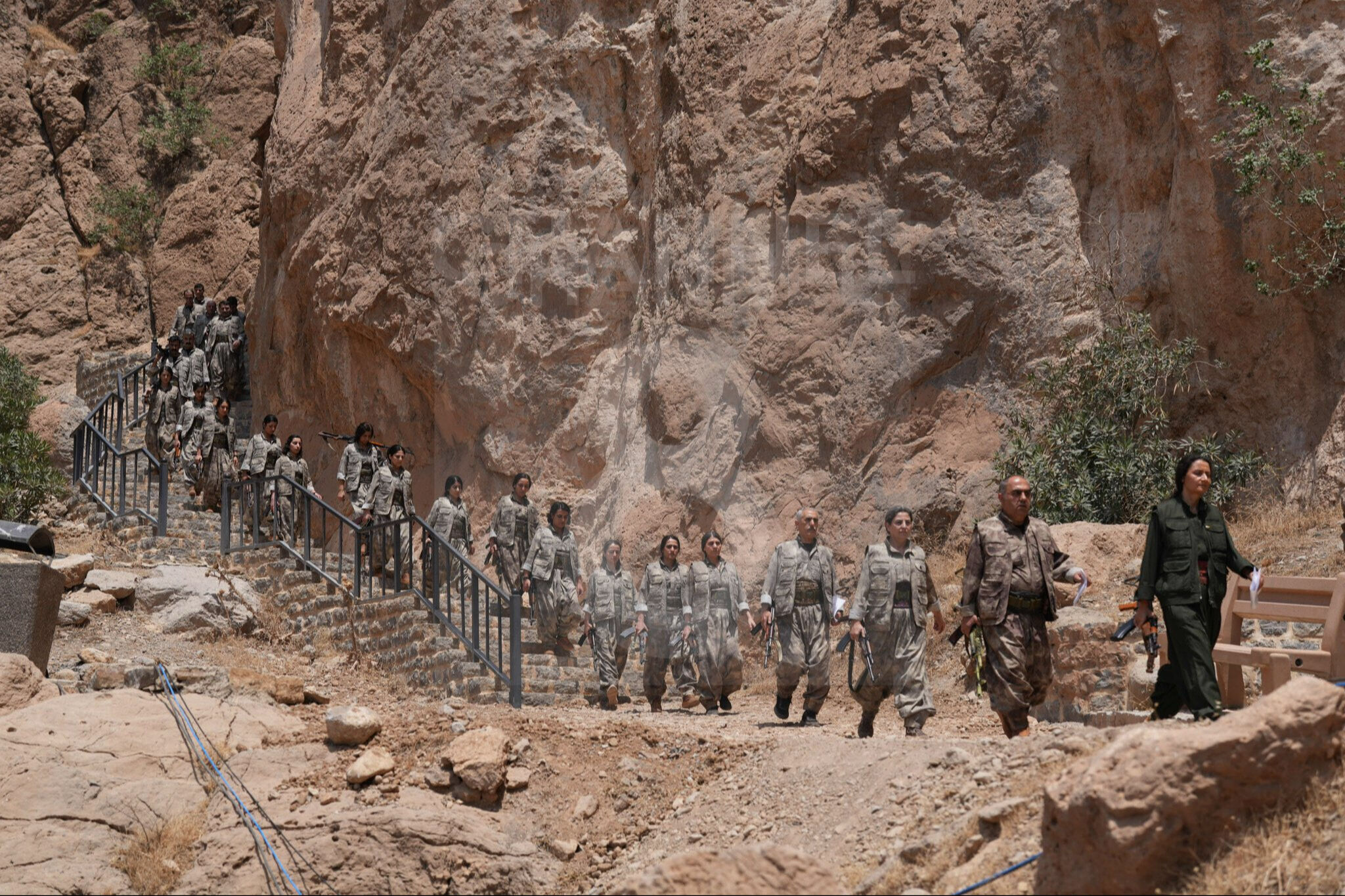 AK Parti'den PKK'nın silah bırakmasına ilk açıklama: Terörsüz Türkiye hedefinde kritik eşik geçildi - 2. Resim