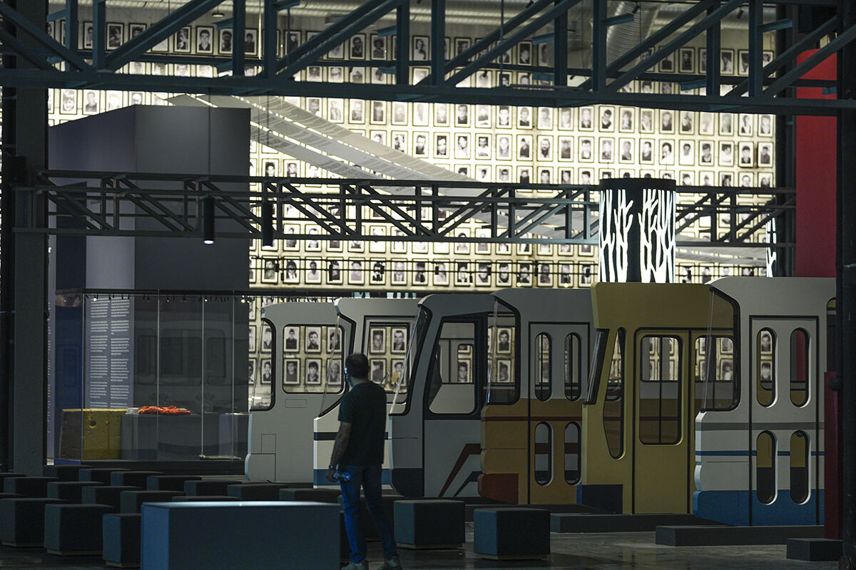 Akümülatör fabrikası müze oldu! Şehitlerin eşyaları burada sergileniyor - 15. Resim