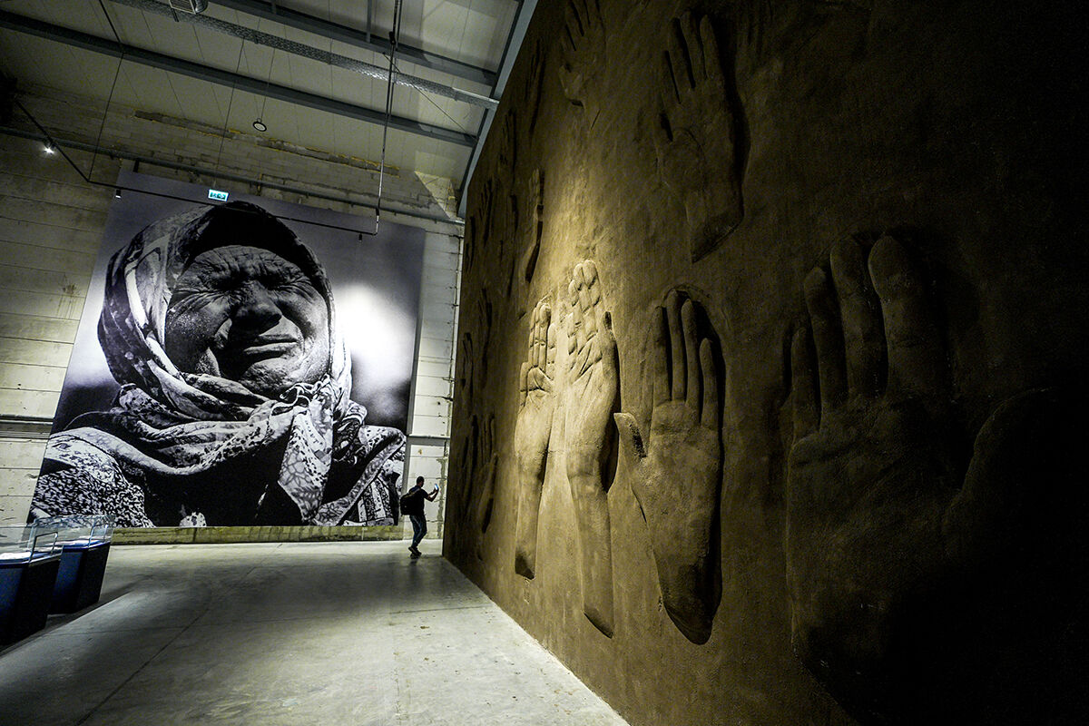 Akümülatör fabrikası müze oldu! Şehitlerin eşyaları burada sergileniyor - 19. Resim