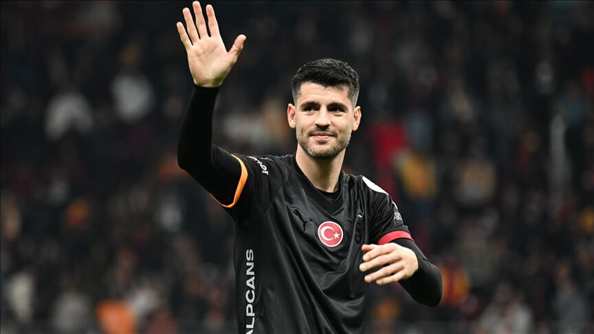 Listede yok yok! Galatasaray'ın tarihe geçecek çılgın planı: 11 futbolcu parasına tek yıldız - 8. Resim