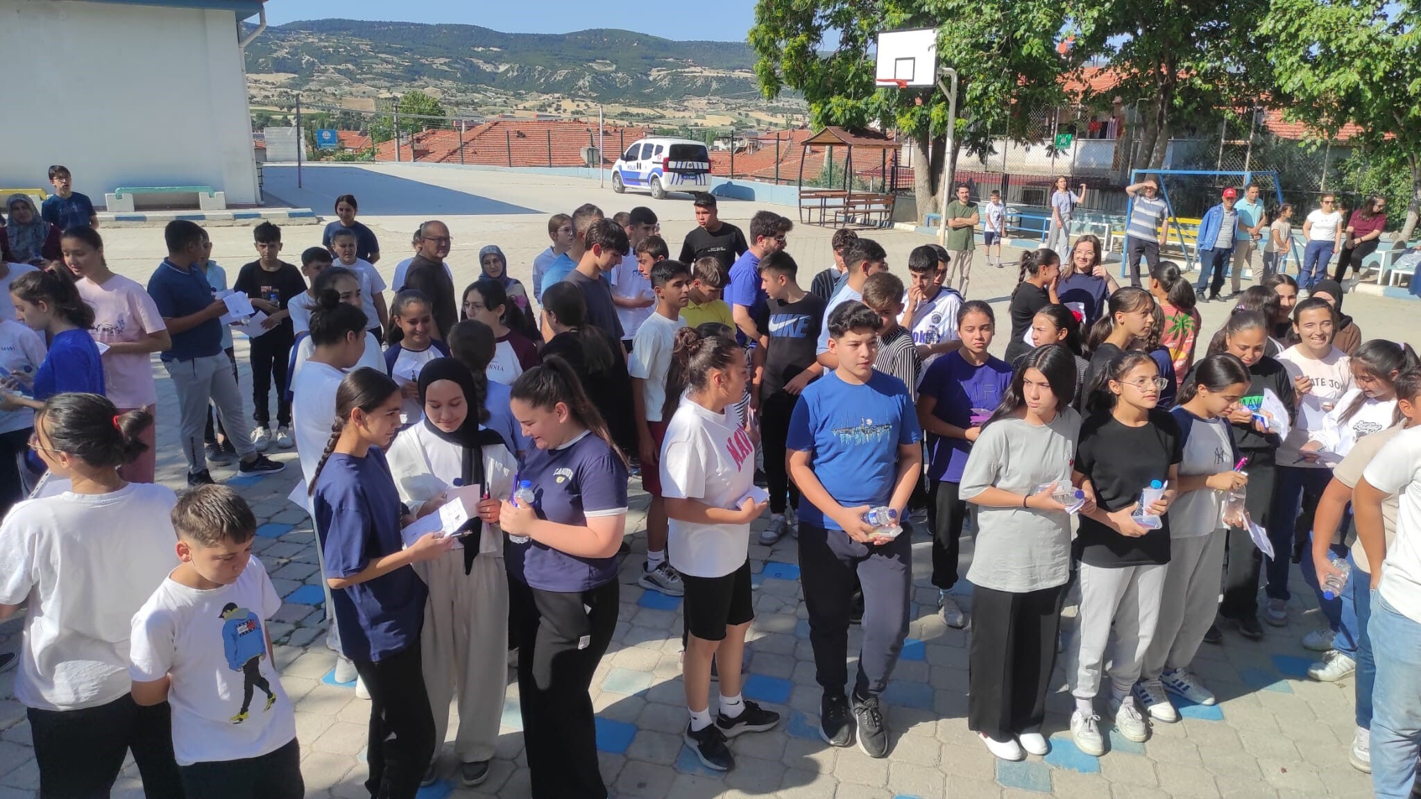 Sınav çok zor deniliyordu! LGS'de 719 öğrencinin tam puan alması herkesi şaşırttı - 3. Resim