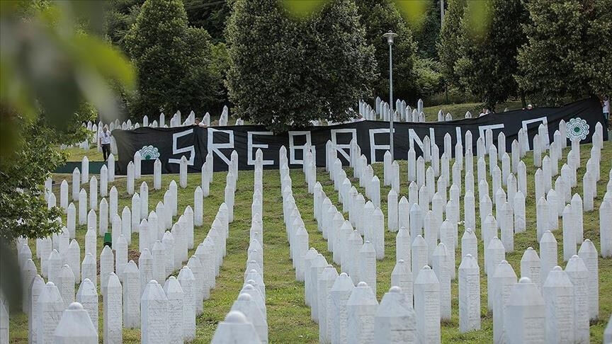Srebrenitsa Katliamı nedir, ne zaman gerçekleşti? 30. yıldönümünde hayatını kaybedenler anılıyor - 2. Resim