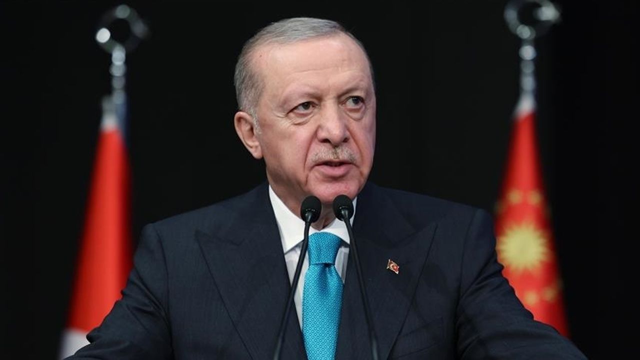 Cumhurbaşkanı Erdoğan'dan peş peşe kritik temas! "Terör bölgeden kalıcı olarak sökülüp atılacak" - Gündem