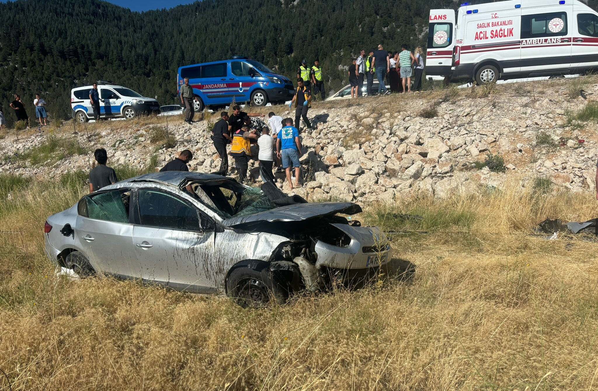 Konya'da yürekleri dağlayan kaza! 1'i bebek 3 kişi öldü - 1. Resim