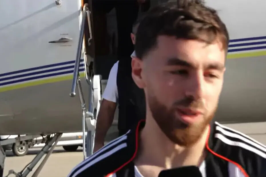 Orkun Kökçü, çocuk hayali Beşiktaş'ta! İstanbul'a geldi, gözyaşları sel oldu - 3. Resim