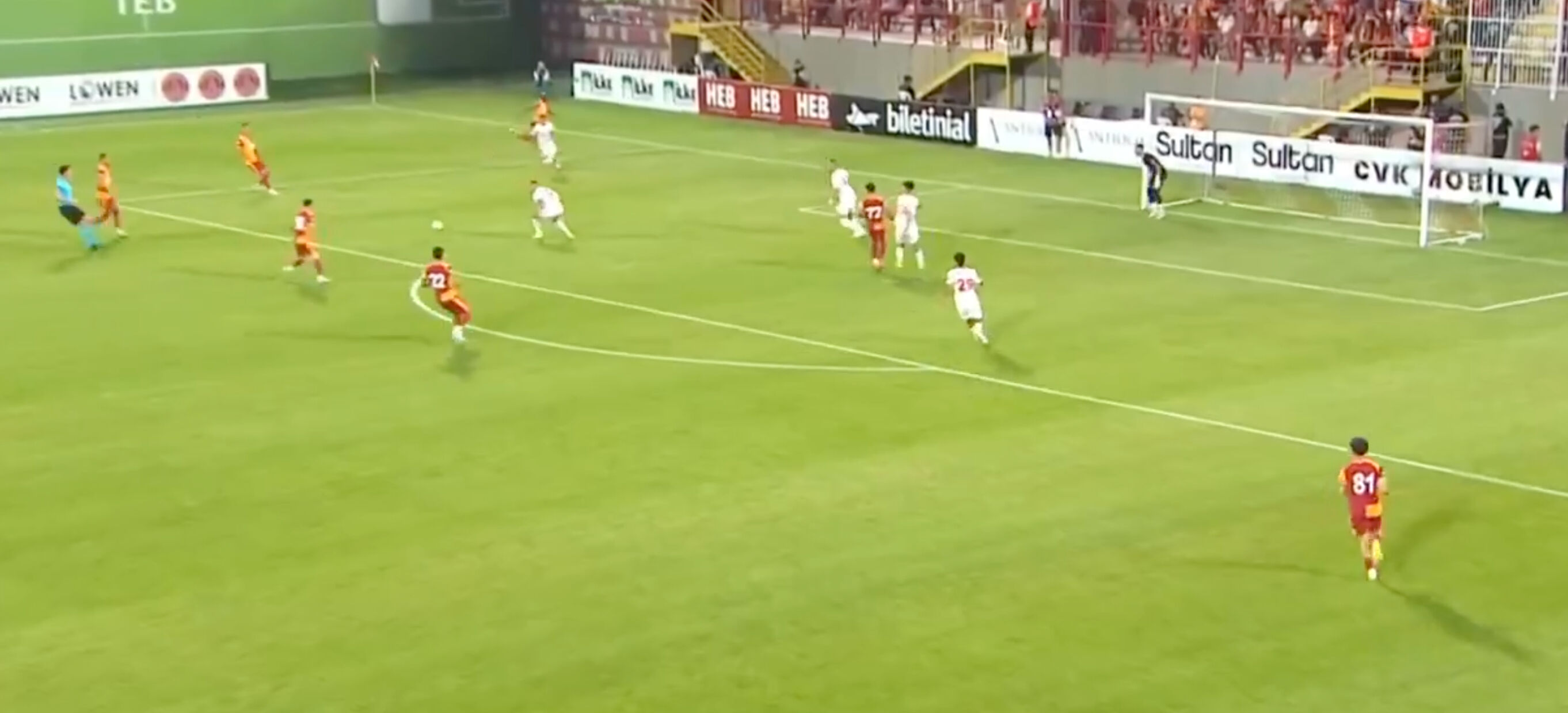 Ümraniyespor-Galatasaray hazırlık maçını kim yendi, kaç kaç bitti? İşte hazırlık maçının sonucu - 1. Resim